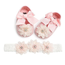 Load image into Gallery viewer, Baby Girl Shoes
