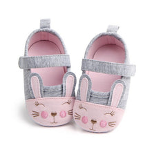 Load image into Gallery viewer, Baby Girl Soft Shoes
