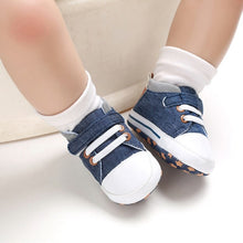 Load image into Gallery viewer, Baby Boys Soft Shoes
