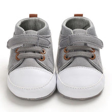 Load image into Gallery viewer, Baby Boys Soft Shoes
